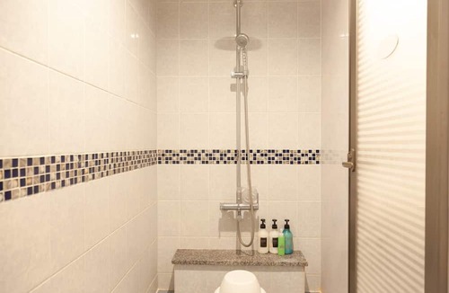 Yamuchin Street Apartment | A spacious onefloor on Kokusaidori up to 10 peo/Naha Okinawa