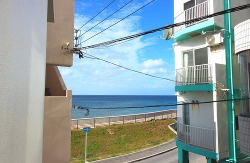 Chatan Apartment | Coral Sea FrontSpacious Cozy Clean Room/Nakagami-gun Okinawa