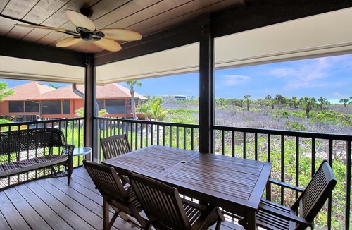 Sanibel Condo | Cozy Coastal Haven - Your Relaxing Sanibel Getaway - Private Beach - Pet Friendly - Signal Inn 07