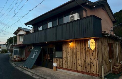Takibe House | TAKIBEst Bnb&Bar