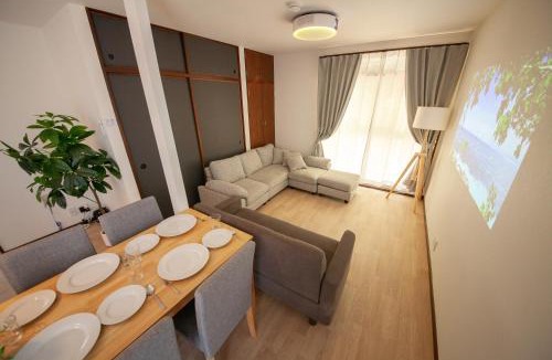 Kitakyushu House | Kokura Family House, 10 Min to Station, 2 Parking, 4 Bed Room