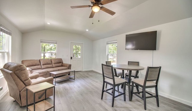 Walk to Lake: Cozy Grove Cabin w/Fire Pit